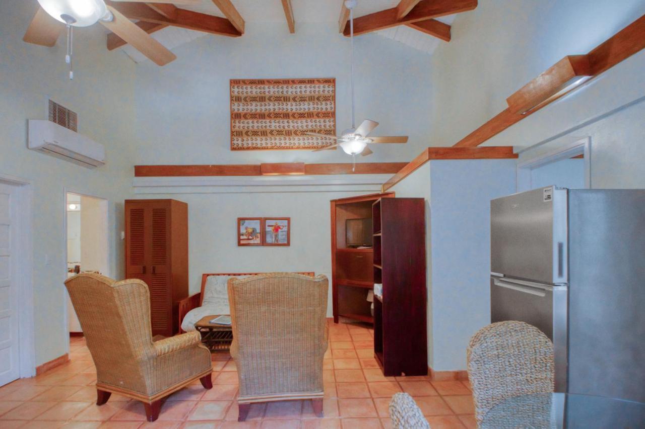 Condo #27 @ Beachside Villas Dangriga Kültér fotó