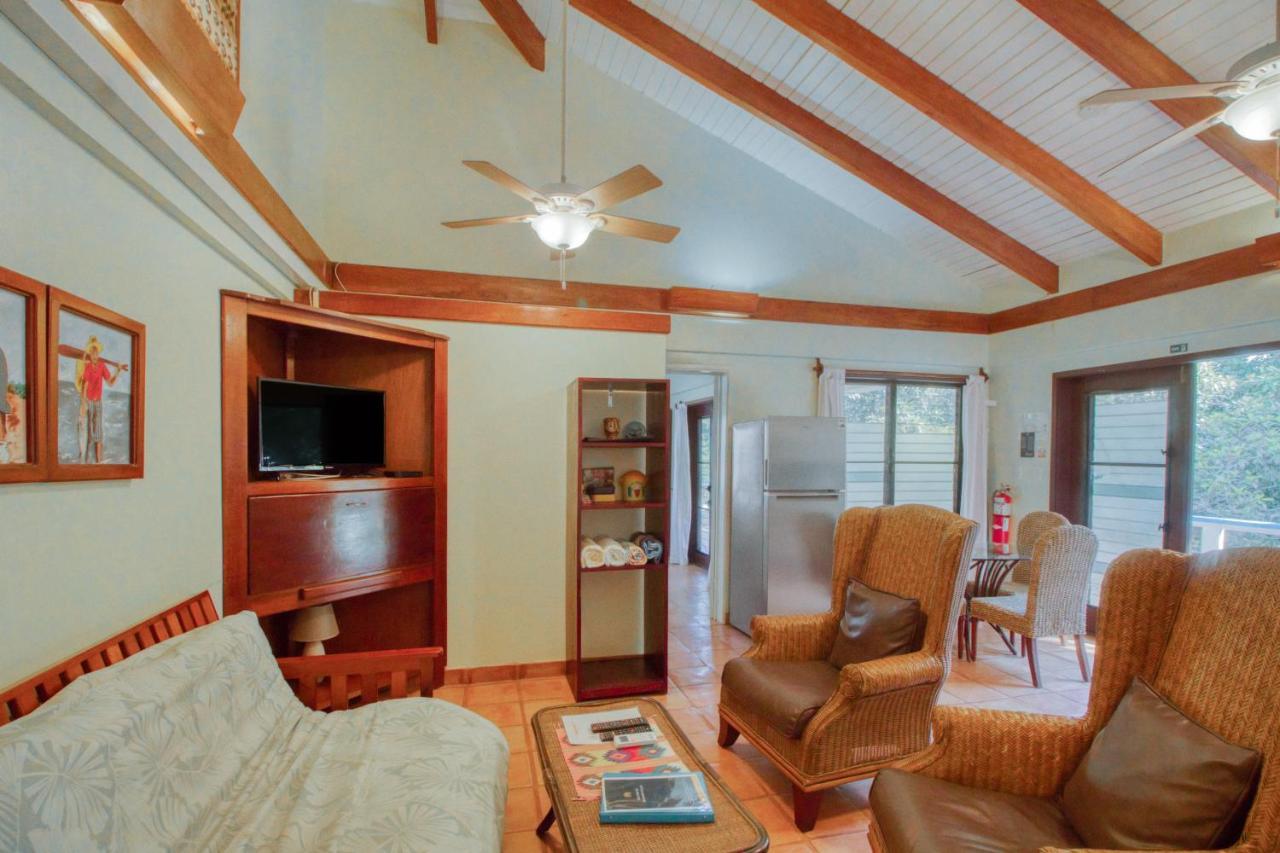 Condo #27 @ Beachside Villas Dangriga Kültér fotó