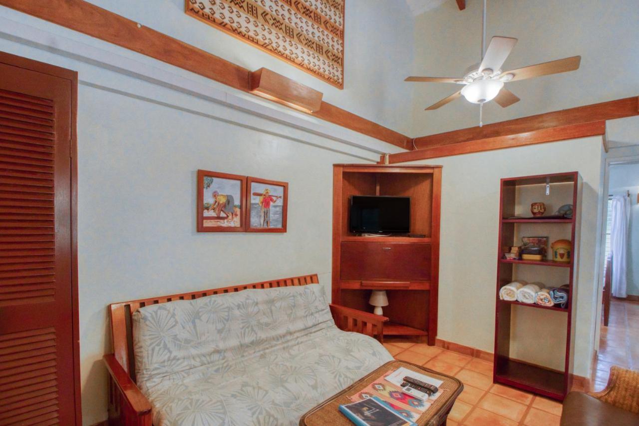 Condo #27 @ Beachside Villas Dangriga Kültér fotó