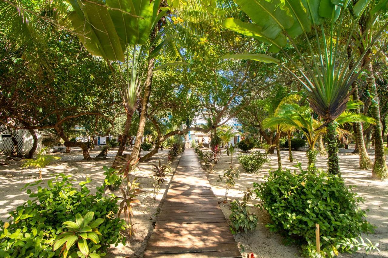 Condo #27 @ Beachside Villas Dangriga Kültér fotó